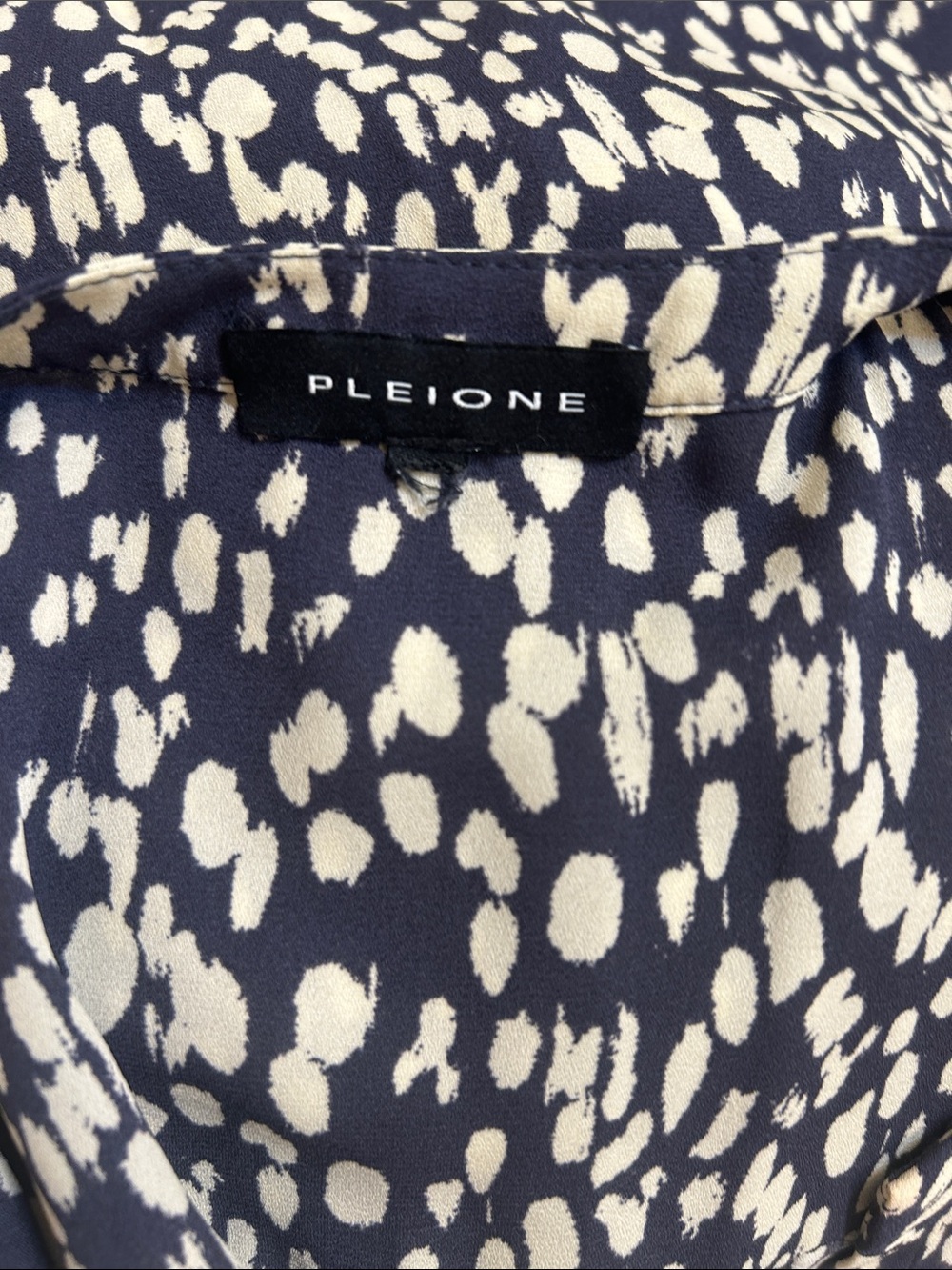 Pleione Grey Blue Cream Spotted Animal Print Split Neck Blouse Top Medium - Picture 3 of 9